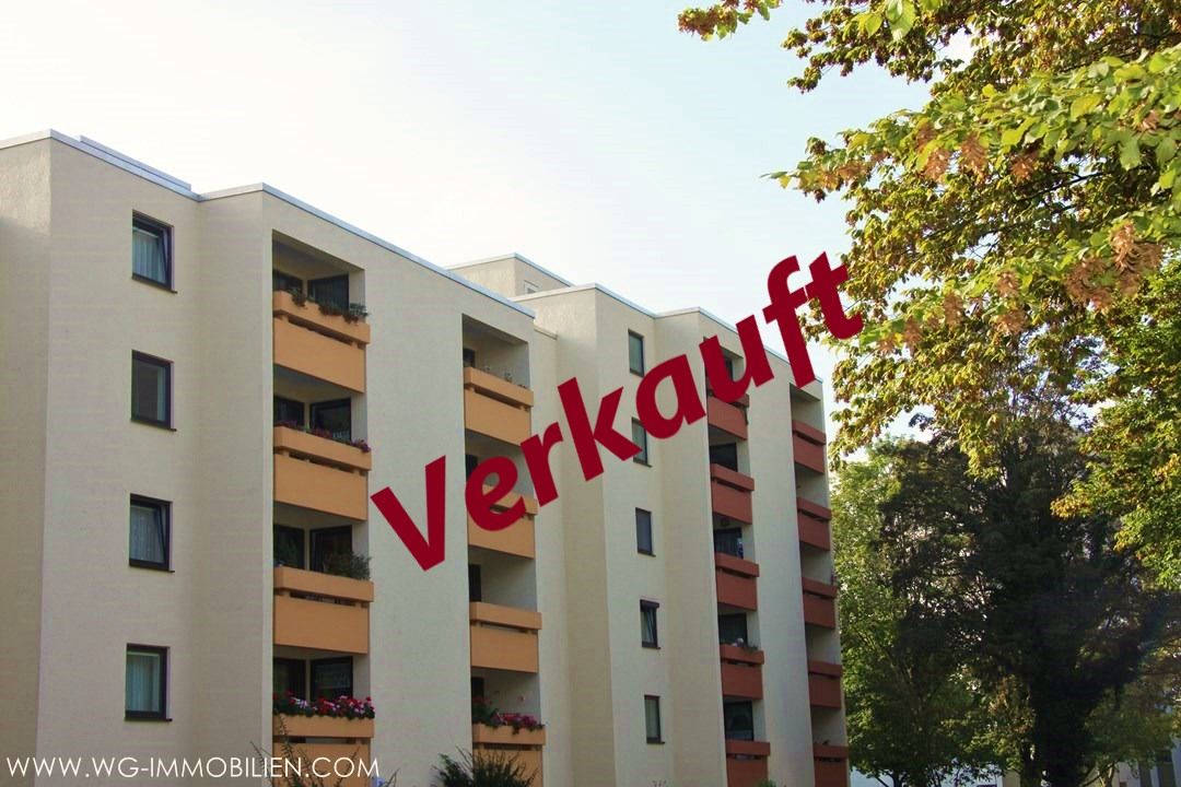 Augsburg: *WG Immobilien GmbH* Großzügige, gepflegte 3-4 ZKB Whg, sonnige Loggia, TG, EBK 