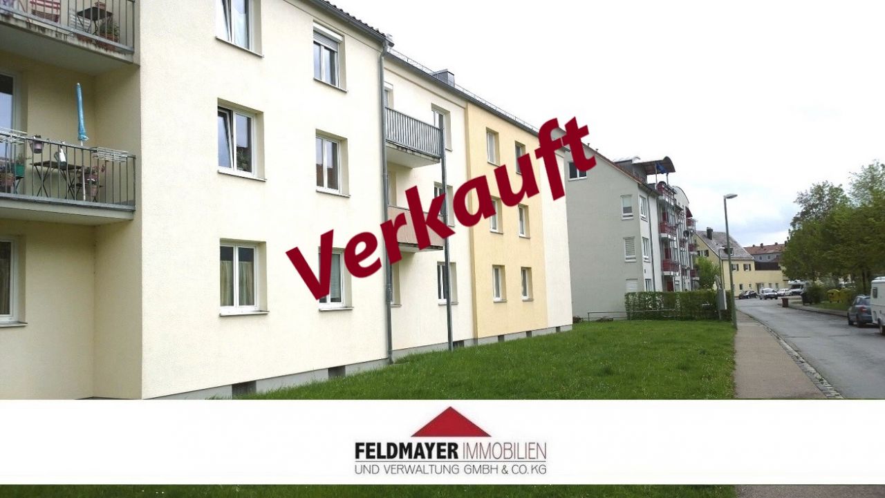 Augsburg: Augsburg-Hochzoll - für Sanierer, teilsaniertes Apartment mit Wohnküche 