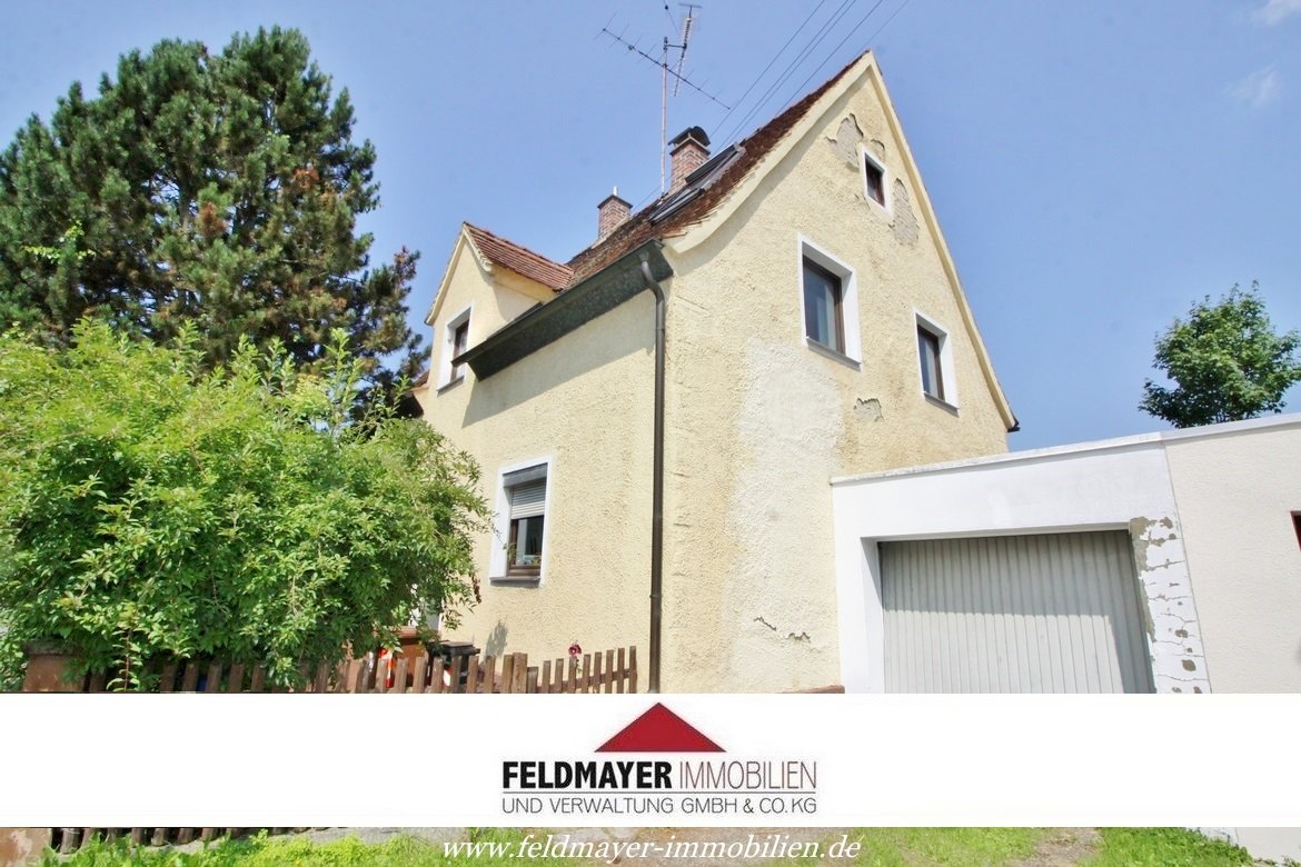 Neusäß: Reserviert! Romantisches Renovierungsobjekt,  großes, eingewachsenes Grundstück! 