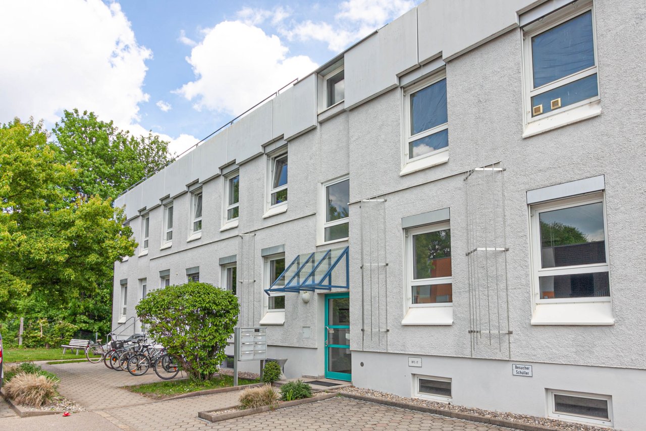 Augsburg: Vollständig möblierte, freundliche Büroräume in zentraler Lage beim Amtsgericht Göggingen 