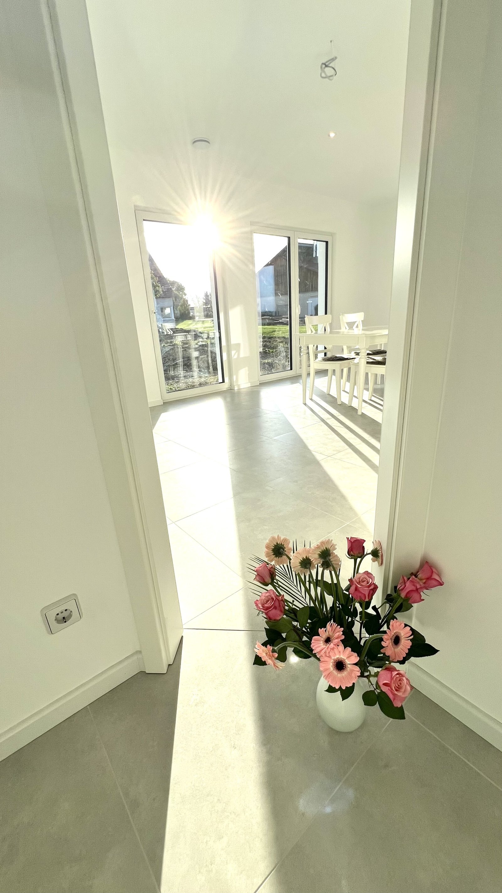 Haus (KfW 55, BJ 2023) mit Garten & Einbauküche – in Nördlingen, provisionsfrei, mit Baufirma-Garantie!