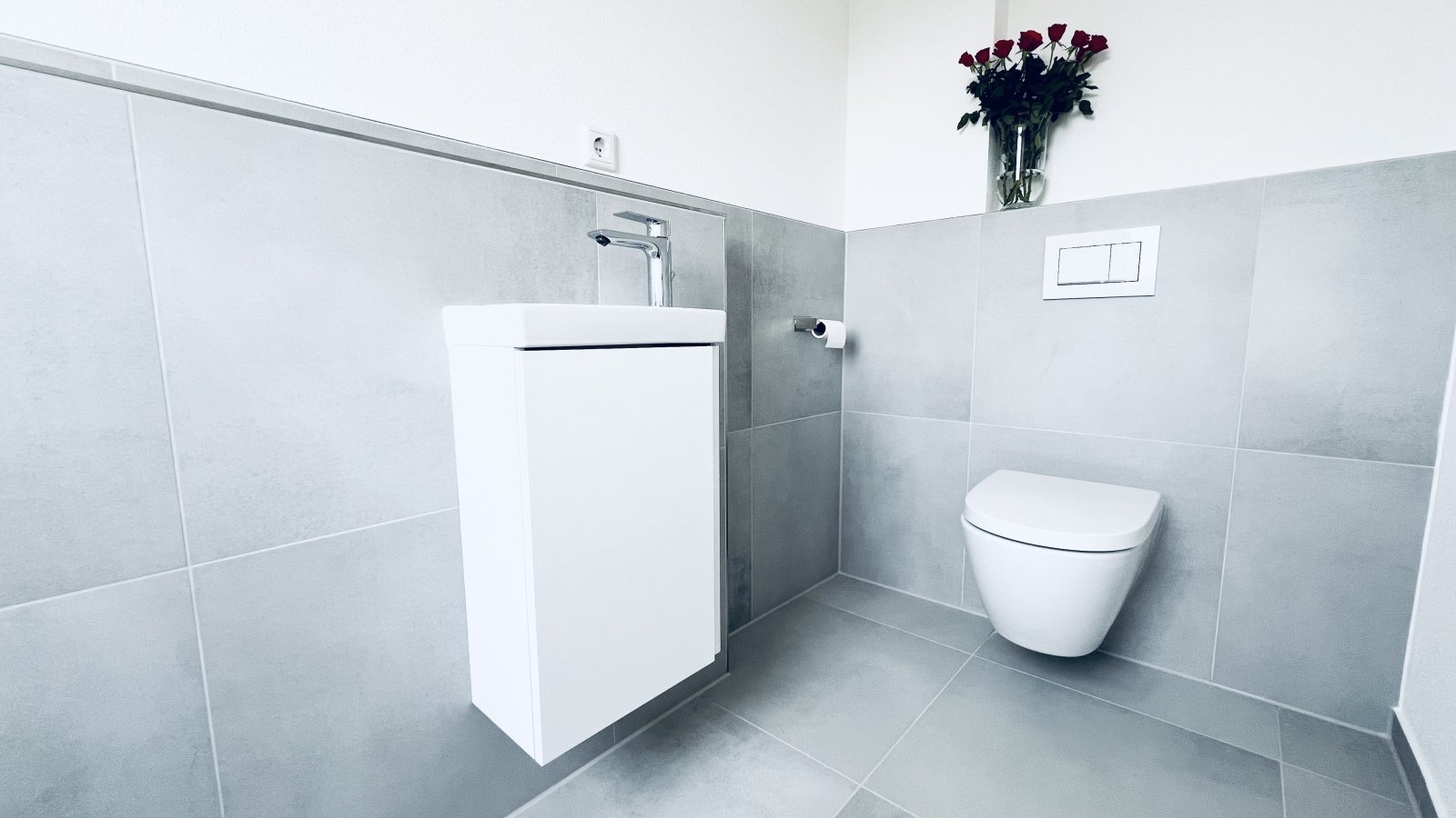 Teilmöbliertes Haus Neubau 2024, 5 Zimmer, EBK nahe Augsburg, Neusäß, Gersthofen