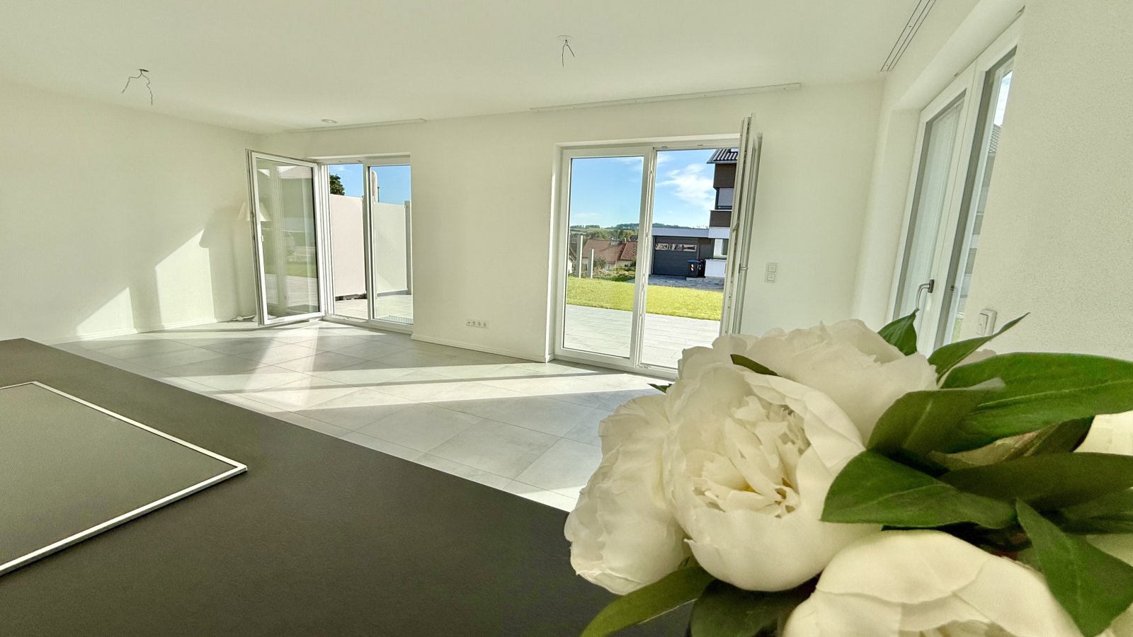 Teilmöbliertes Haus Neubau 2024, 5 Zimmer, EBK nahe Augsburg, Neusäß, Gersthofen