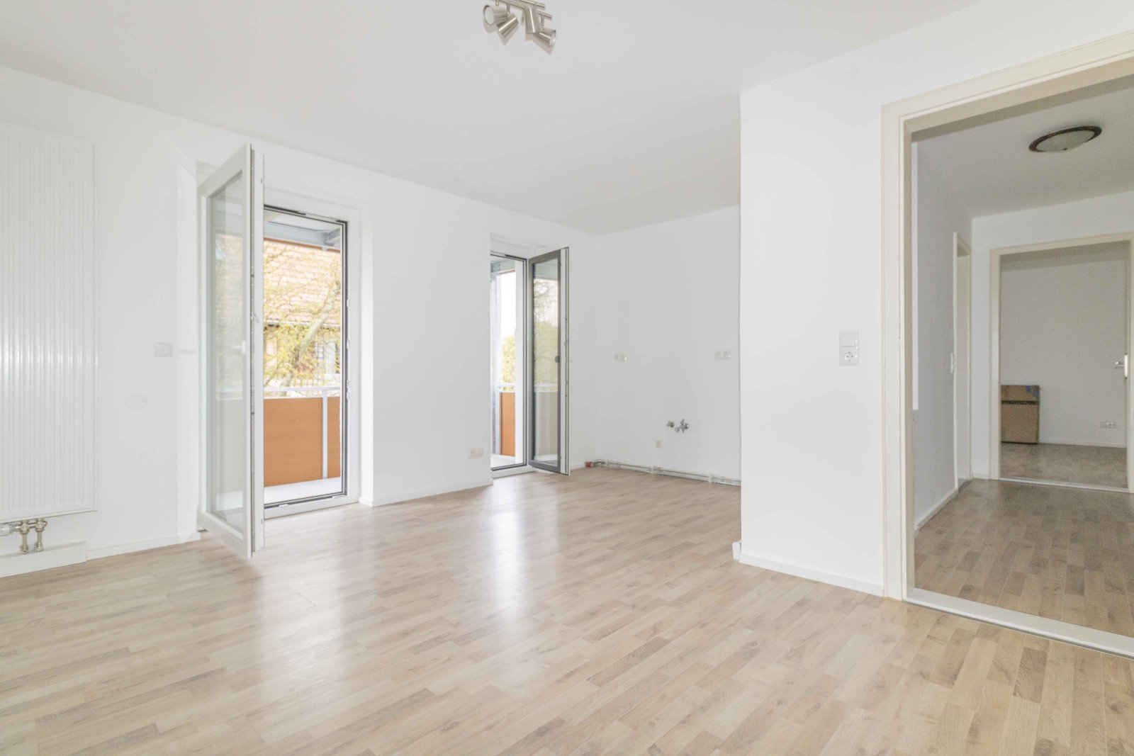 Moderne Mietwohnungen mit großen Balkonen/Garten/Terrassen - Neubaustandard KFW 55 - luxuriöse Ausstattung