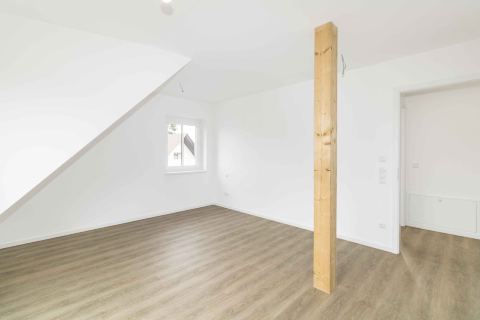 Moderne Mietwohnungen mit großen Balkonen/Garten/Terrassen - Neubaustandard KFW 55 - luxuriöse Ausstattung 