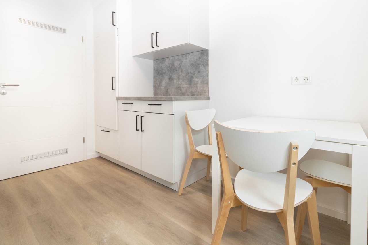 WG-Suchende aufgepasst! Top renovierte 3 ZKB mit EBK