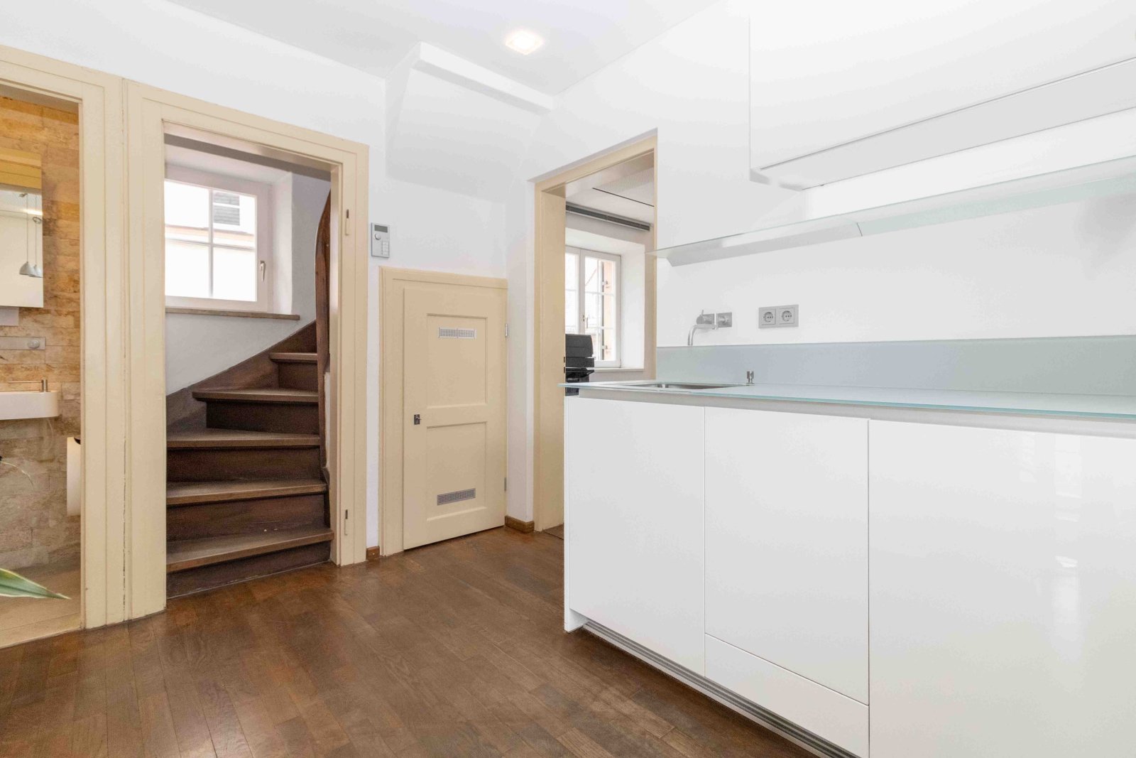 Architektonisch reizvolles Gewerbe / Büroflächen in bester Innenstadtlage, Fischertor