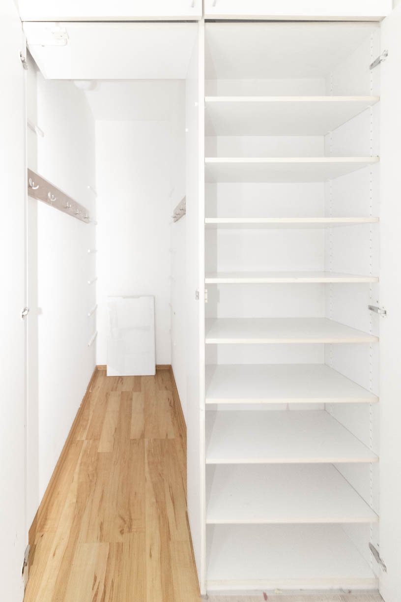 Für 2 Jahre zur Vermietung befristet! Möbel auf Anfrage - Attraktive Citywohnung mit Balkon, neue Fernwärme Hz, Vollwärmeschutz, in bester Wohnlage!