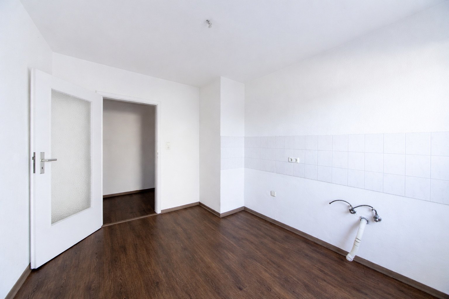 Helle, sanierte 3 ZKB mit Balkon und Außenstellplatz in Hochzoll