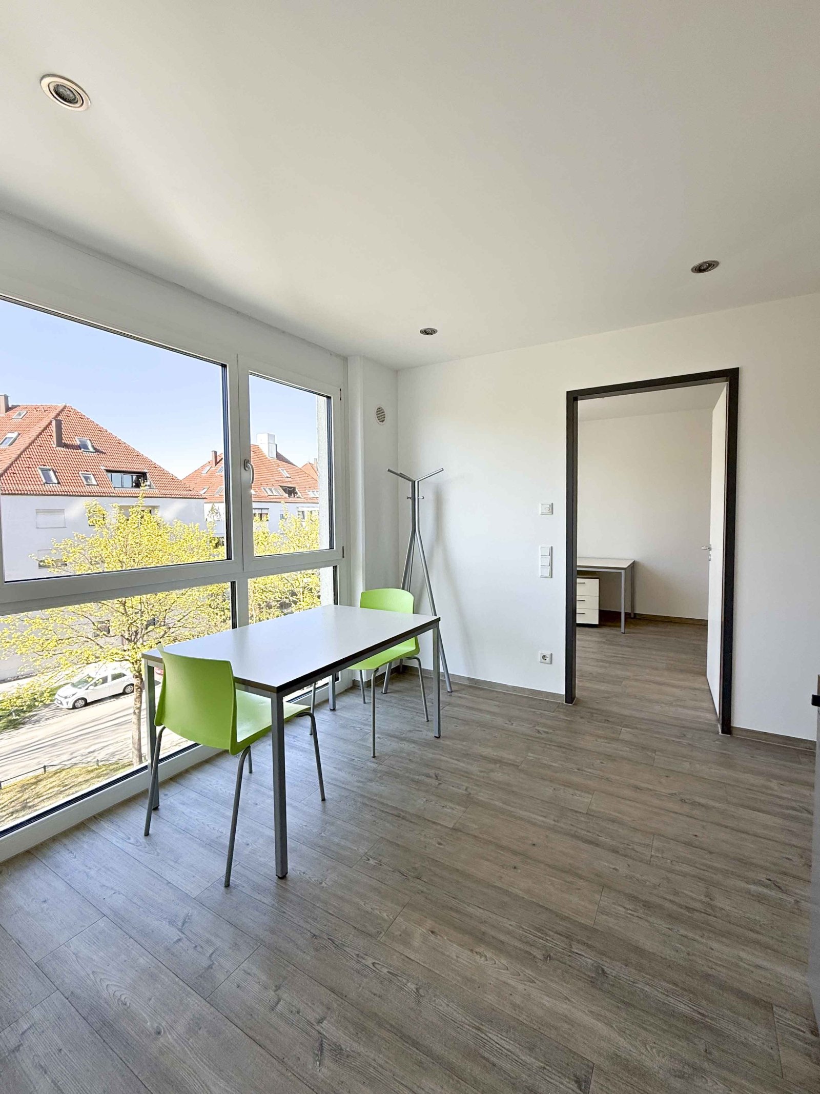 Moderne 2-ZKB Studentenwohnung in zentraler Lage – Auch als WG geeignet!