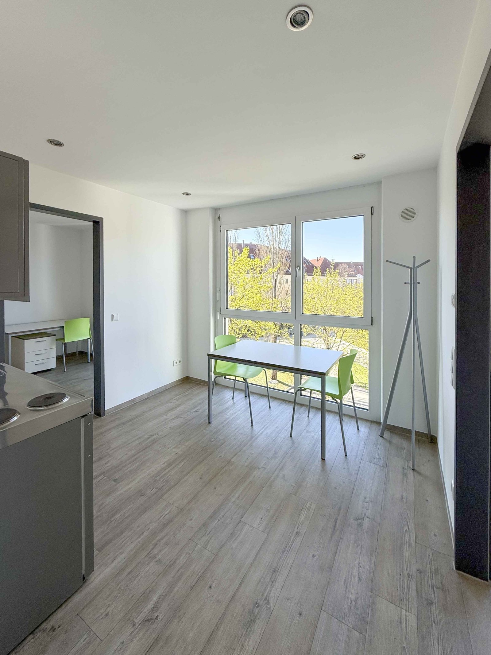 Moderne 2-ZKB Studentenwohnung in zentraler Lage – Auch als WG geeignet!