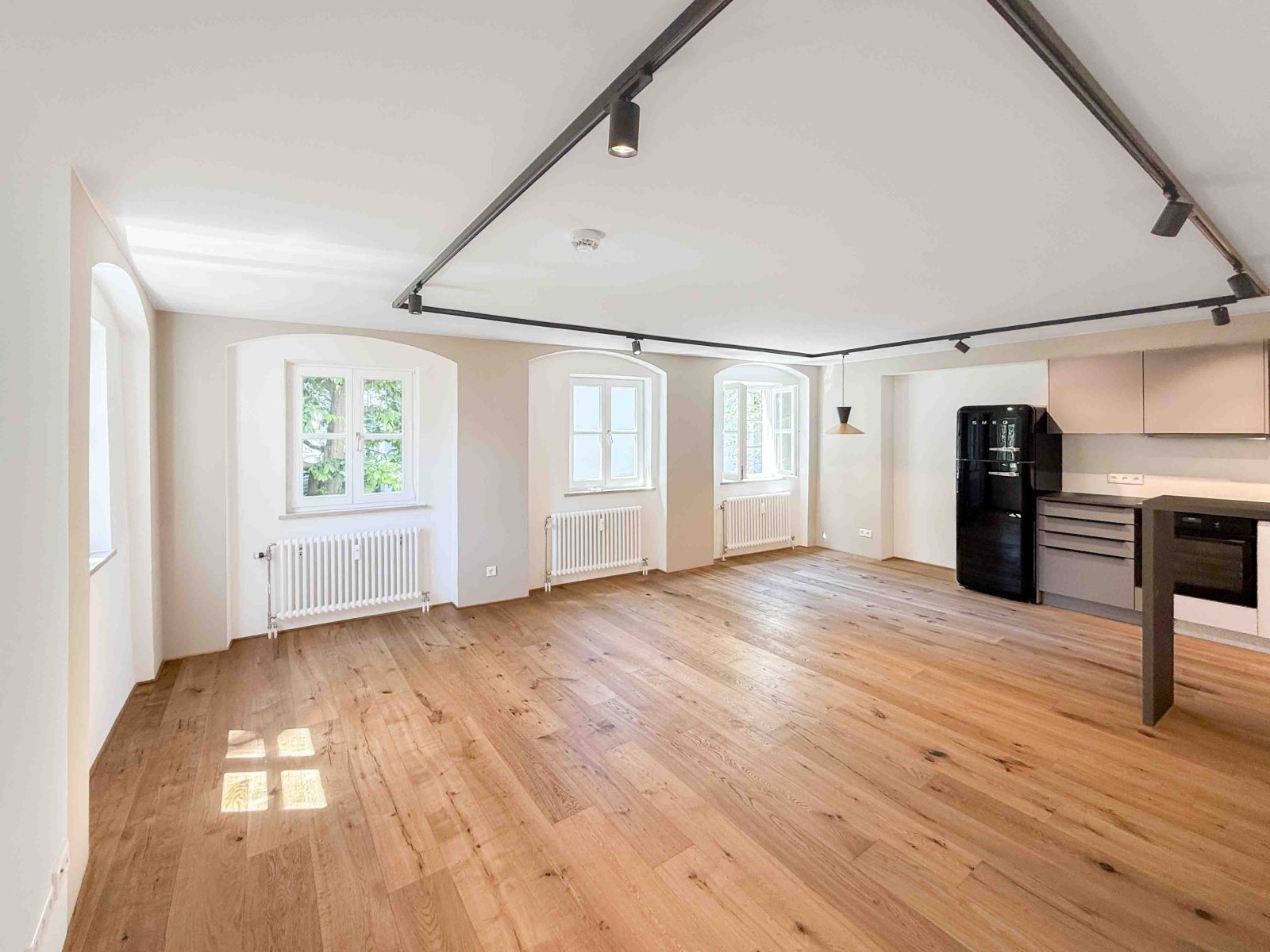 Denkmalgeschütztes Altbaujuwel mit 12 Wohneinheiten - sanierter Zustand & zentrale Innenstadtlage