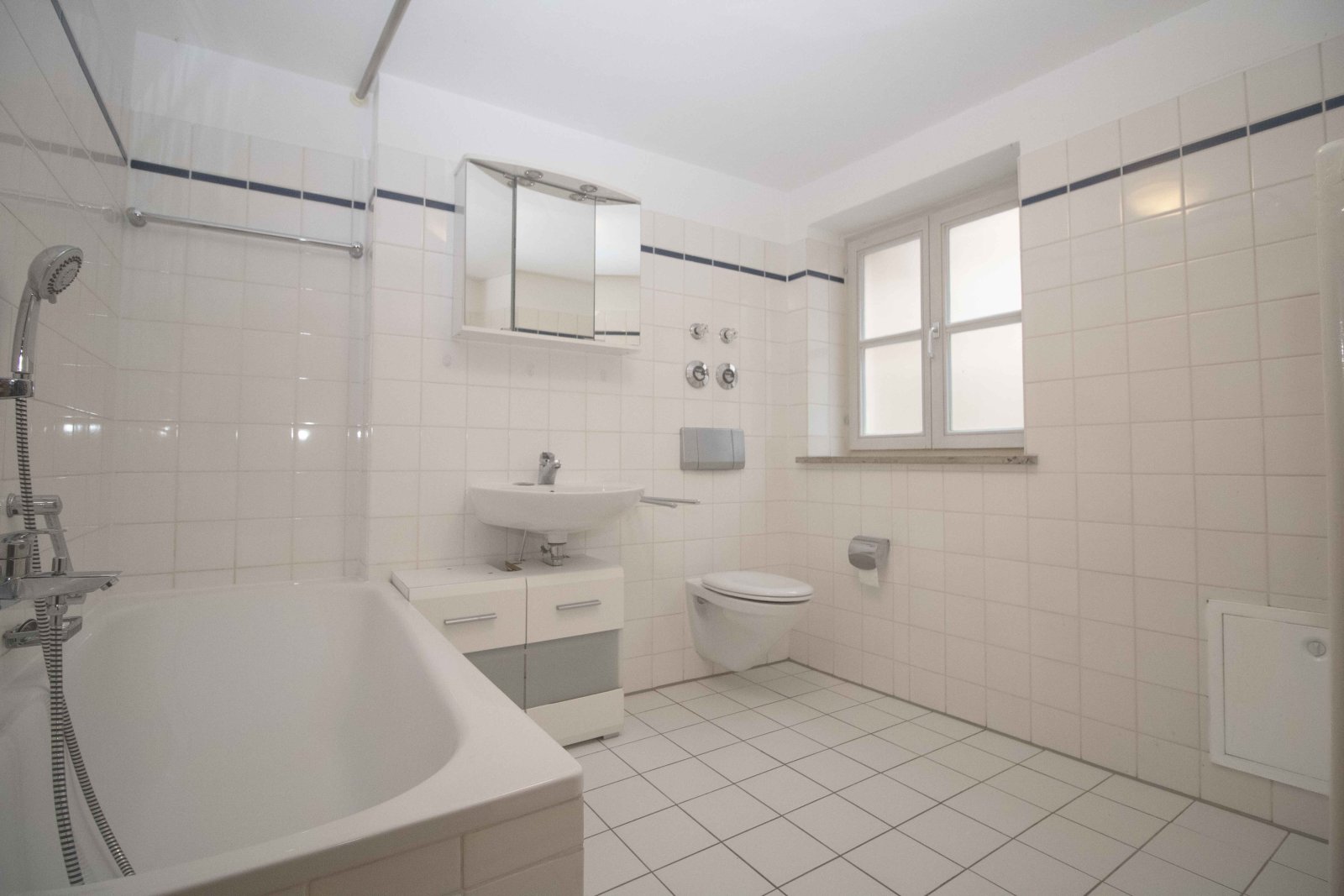 Denkmalgeschütztes Altbaujuwel mit 12 Wohneinheiten - sanierter Zustand & zentrale Innenstadtlage