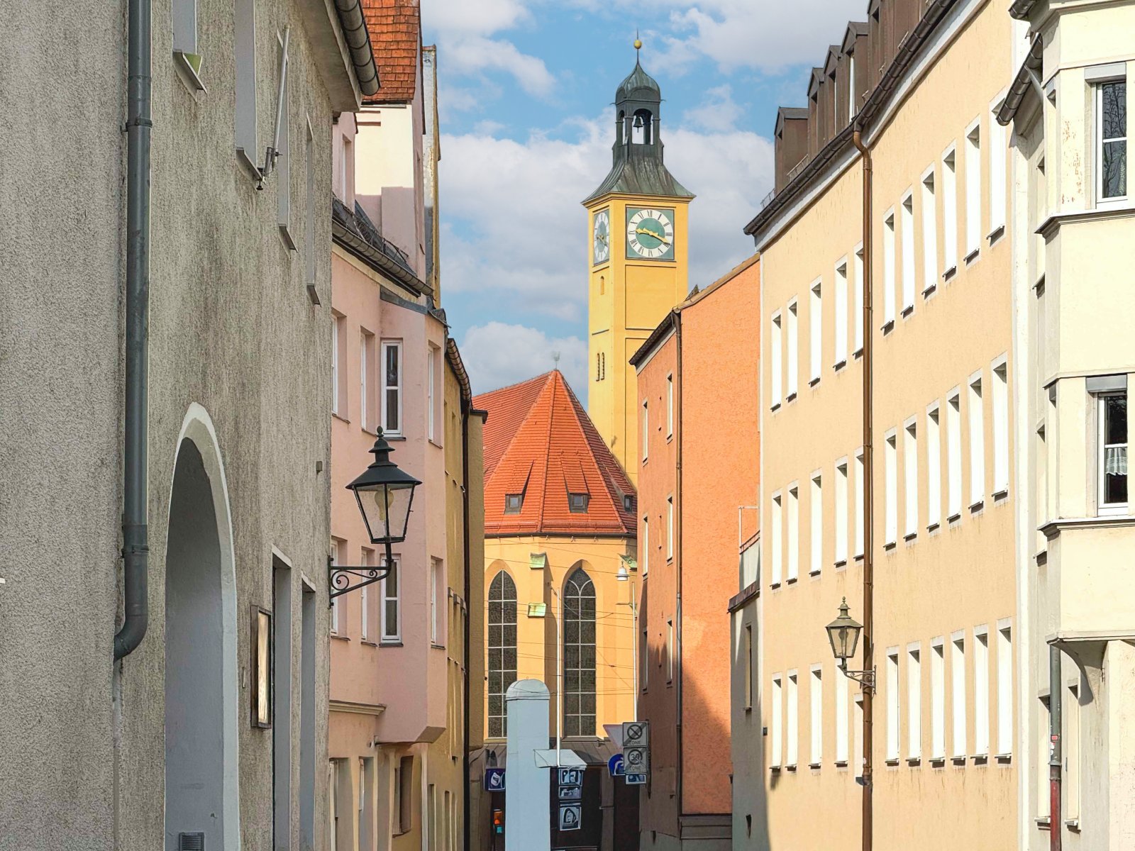 Denkmalgeschütztes Altbaujuwel mit 12 Wohneinheiten - sanierter Zustand & zentrale Innenstadtlage
