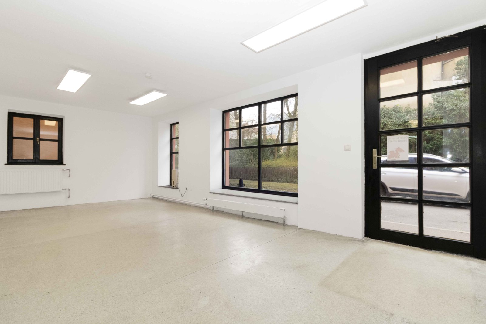 Charmante Ladeneinheit mit vielseitigem Nutzungspotenzial in der Augsburger Altstadt