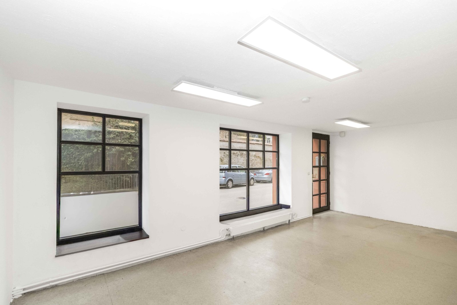 Charmante Ladeneinheit mit vielseitigem Nutzungspotenzial in der Augsburger Altstadt