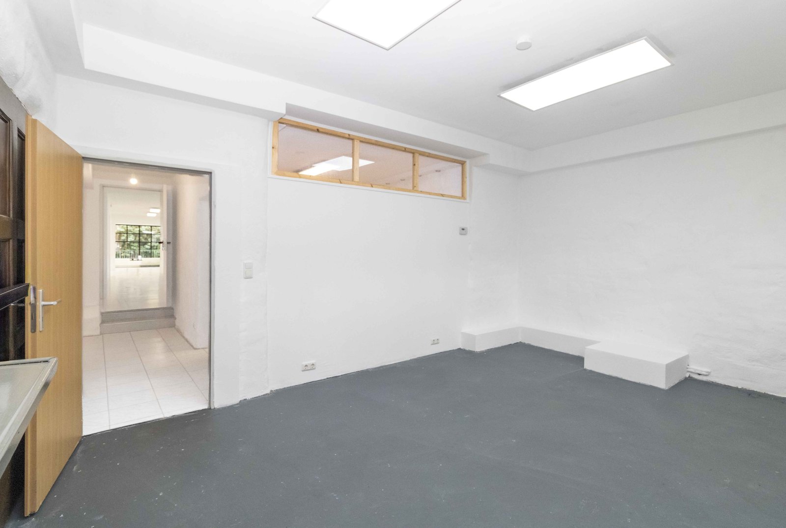 Charmante Ladeneinheit mit vielseitigem Nutzungspotenzial in der Augsburger Altstadt