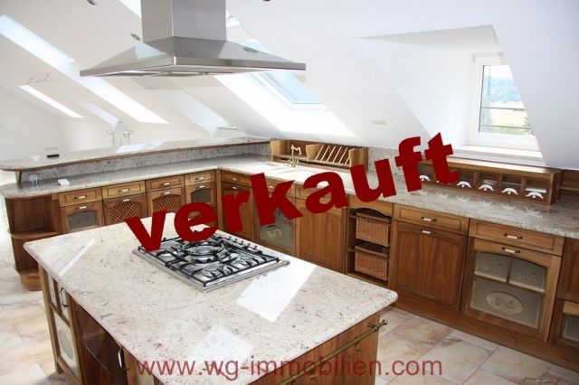 Stadtbergen: WG-Immobilien GmbH* Großzügiges luxuriöses Wohnen  – hochwertige Dachwohnung  