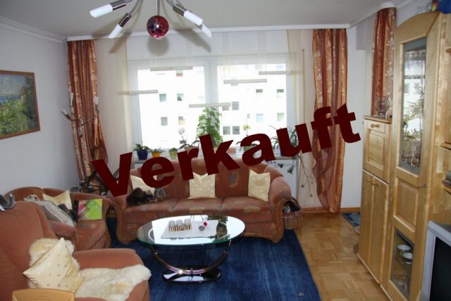 Augsburg: WG-Immobilien GmbH* Hochwertig ausgestattete 4 ZKB Wohnung mit Einbauküche und großem Balkon 