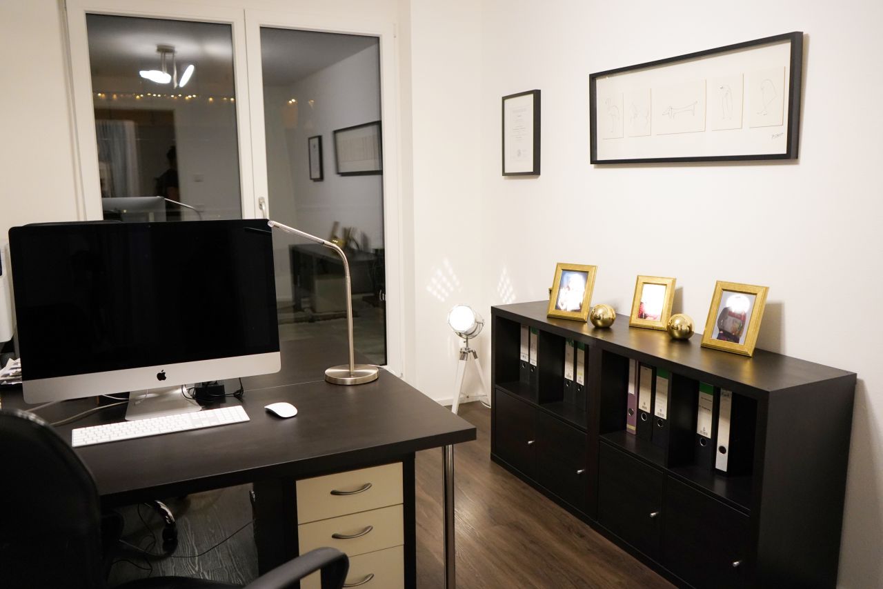 Büroausstattung (optional) - Home-Office geeignet Büroausstattung (optional) - Home-Office geeignet