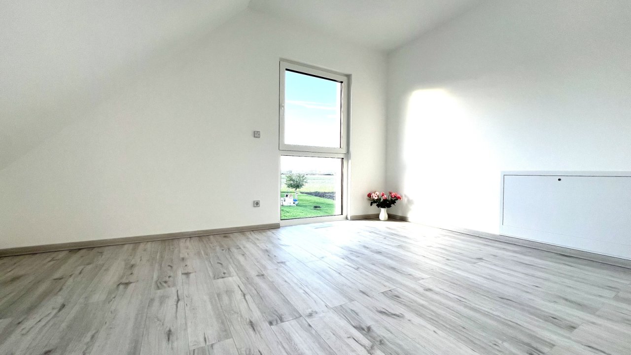 Großzügige Schlafzimmer Großzügige Schlafzimmer