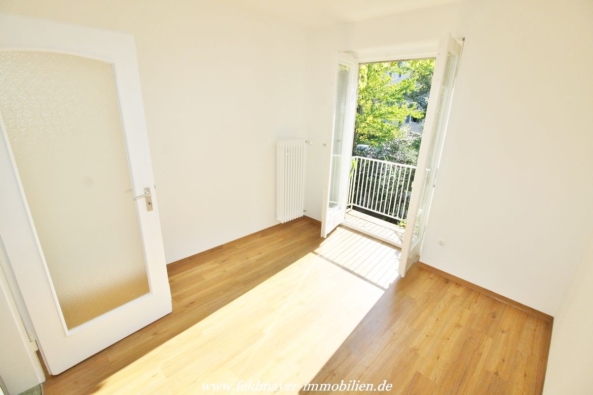 1. OG Schlazimmer Westseite 1. OG Schlazimmer Westseite