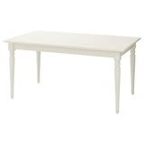Auf Wunsch kann der Wohnbereich mit einem eleganten Tisch samt Bestuhlung ausgestattet werden Auf Wunsch kann der Wohnbereich mit einem eleganten Tisch samt Bestuhlung ausgestattet werden